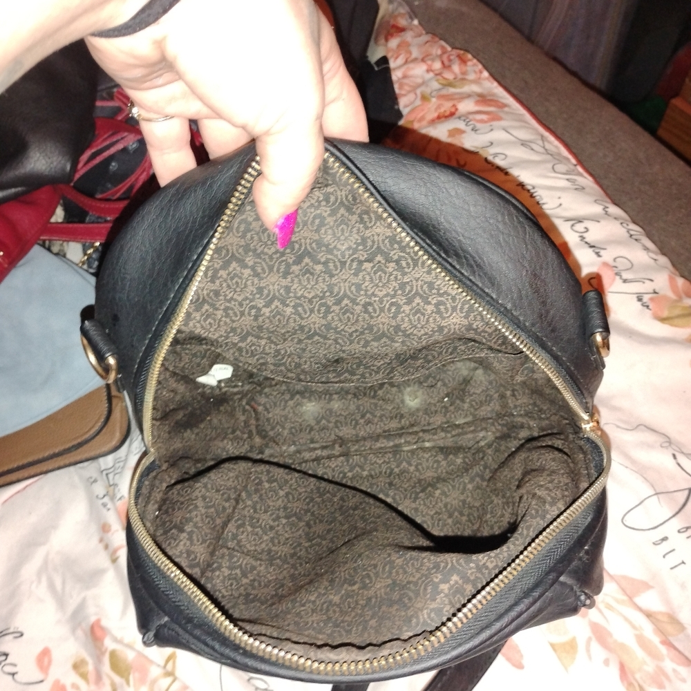 Cute little backpack - Picture 3 of 3